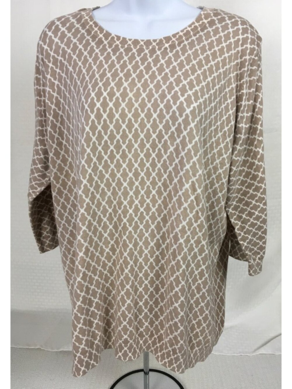 Old Navy Top Size XXL Light Brown White Diamond Pattern  Crew Neck 3/4 Sleeves